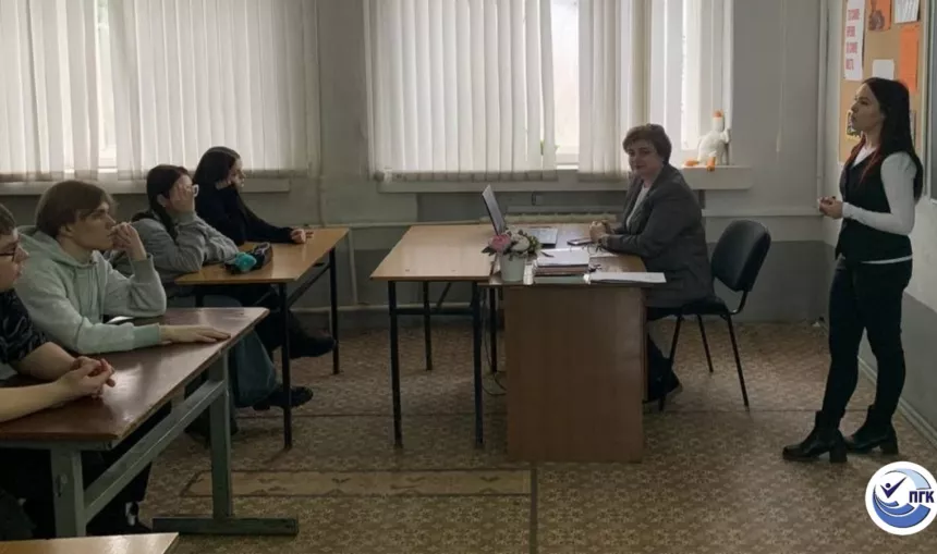 2N7b__s3f93c0MF2Mupy5E4MynHLCDxinnn7qSFNsudxNajCoQIdZ4gPm-SQSB8PT68A5Ihbp_OM3SVFPqvocDsp