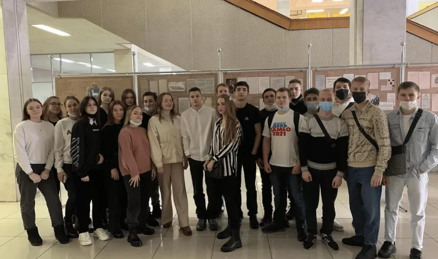 D647C26B-6E8D-496B-8C6E-D83B11995130