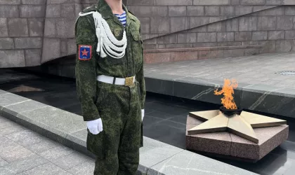 8F06C50A-2EB7-4FF1-BF88-1A3D5F0F3A12