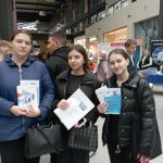 photo_5303151091837423236_y