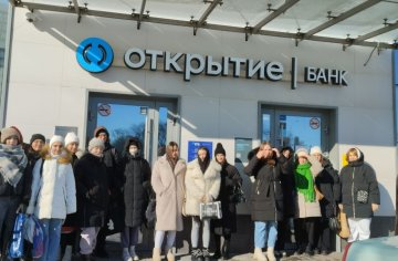 photo_5361553241084647070_y