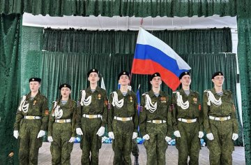 photo_5397742248973685126_y