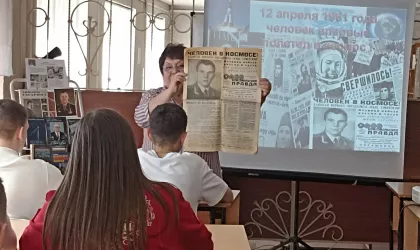 1.Фото поставить первым