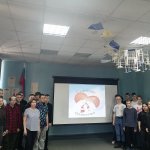 1.Фото поставить первым