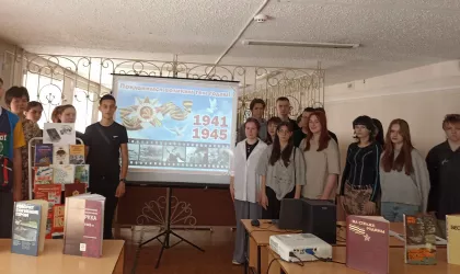 1.Фото поставить первым