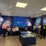 photo_5330033339387737959_y